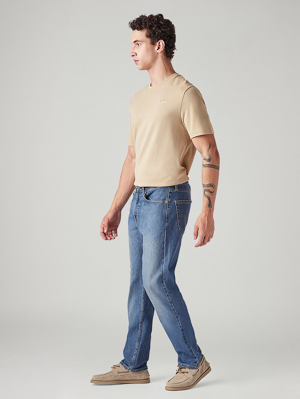Men's 555 Blue Relaxed Straight Fit Mid Rise Jeans